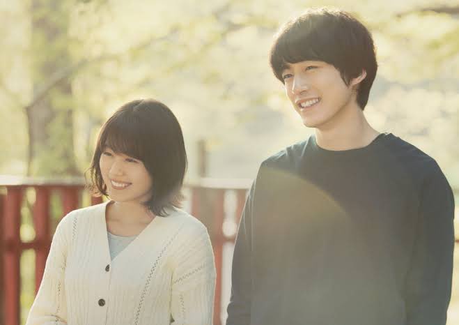 yuyu47810367184's tweet image. そして生きる
普段あんまり見ないんですが連休だし(？)6話ドラマ視聴。好きだった人とすれ違ったり、予期せぬ人の二面性を垣間見て裏切られたり、突然の出会いと別れ...辛いことがあってもなんでも人生は続くよね🙂そして生きるってタイトルはこういうことか、となった