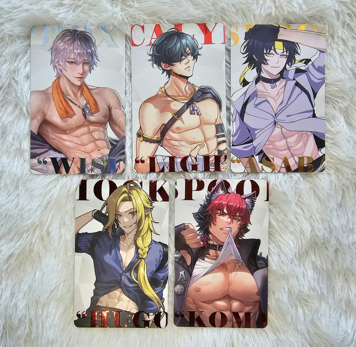 Shoucchi96's tweet image. WE HAVE COOL FREEBIES FOR HOYOFEST ID VISITORS!!
How to claim these hotties? Simply join our stamp rally to get 5 foiled cards set!
Artists : @ivertryst @SR_Soumeki @LeorenArt @Shoucchi96 @k_illzz
#hoyofestid #HoYoFEST2025catalog #HoYoFEST2025artistalley #Hoyofest2025