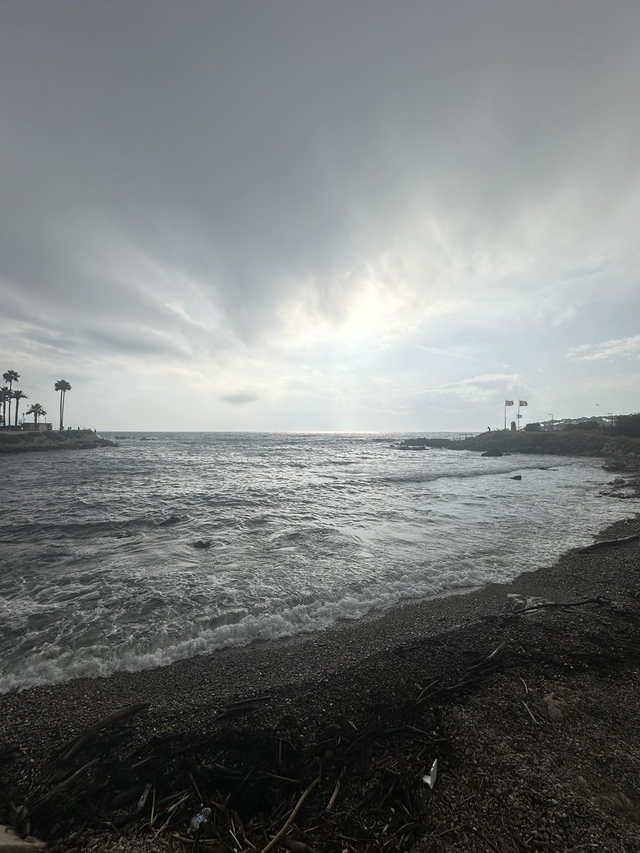 Je vous souhaite à tous une excellente journée😘💙#Antibes #run