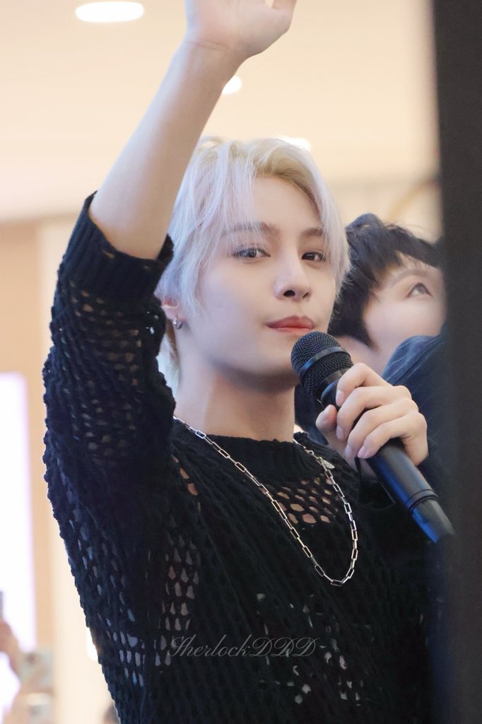 SherlockDDD tweet media