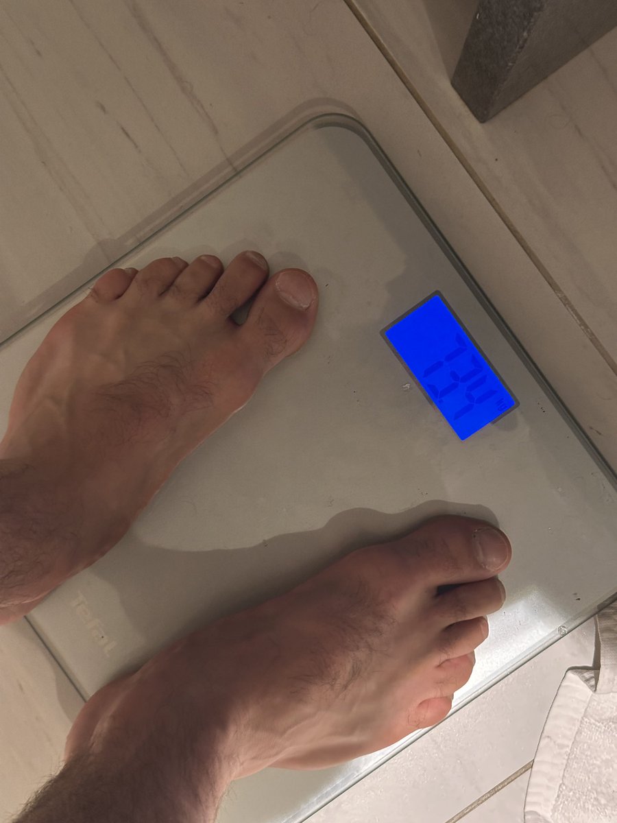 myśle, ze do walki wniosłem mniej kilogramów niż Leo🤷🏻‍♂️ #ksw108