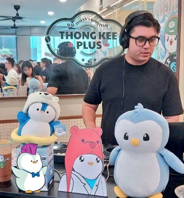 What an experience, the 1st Kopitiam Rave at Thong Kee Plus with <a href="/pudgypenguins/">Pudgy Penguins</a> <a href="/bitgetglobal/">Bitget</a> 

Next Pengu Rave at our TinyHouses!!!