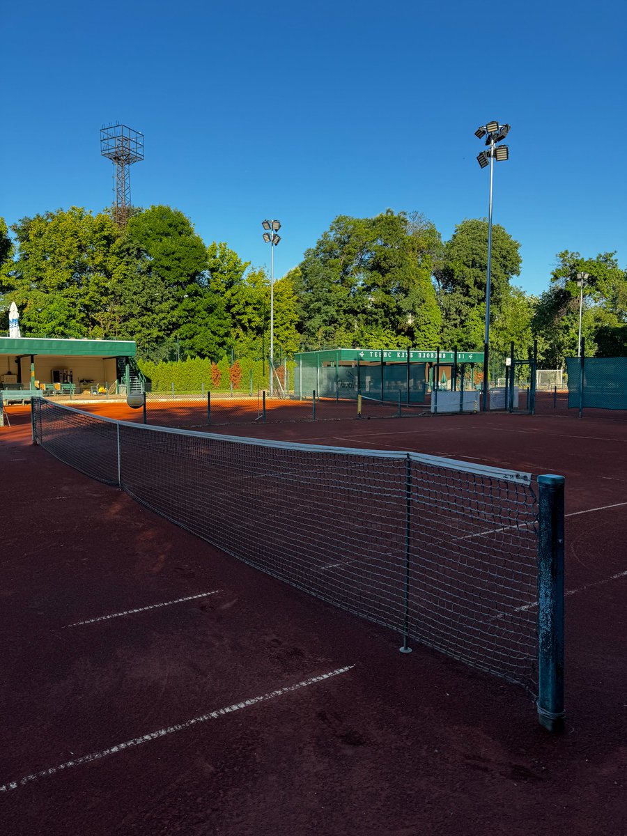 AlexOvardov's tweet image. Touched the clay this morning πΎ
Now time to focus on preparing the production environments for @Saassy_Boardβs launch in 2 days.
