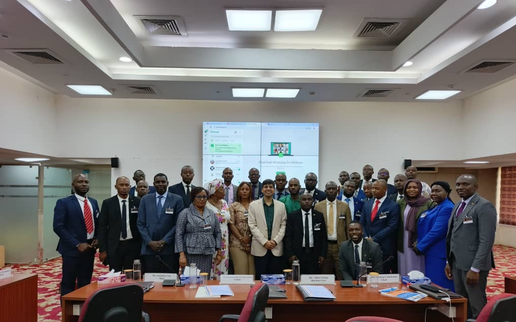 atulm01's tweet image. Had great fun and learning talking about contemporary international dynamics, from the unravelling of global order to internal strains within the 'Global South', with diplomats from Central and West Africa at the Sushma Swaraj Institute of Foreign Service, MEA.
@SSIFS_MEA.