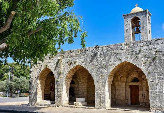 LebBlitz's tweet image. Then & Now: Mar Nohra Smar Jbeil Maronite Catholic Church in the Batroun District, 1910 vs. Today.