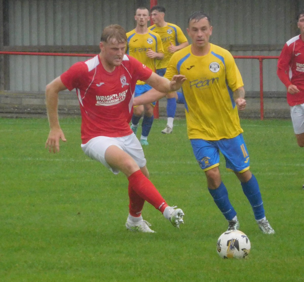 Great win for <a href="/hawshob/">Hill of Beath Hawthorn FC</a> in their last pre-season game against Lowland League <a href="/TheShireFC/">East Stirlingshire FC</a> yesterday, 3-0, goals - Dawson, Smith &amp; Allum.  Hard work-out against a decent Shire side.  Good luck to both teams as they start their League season this Saturday.