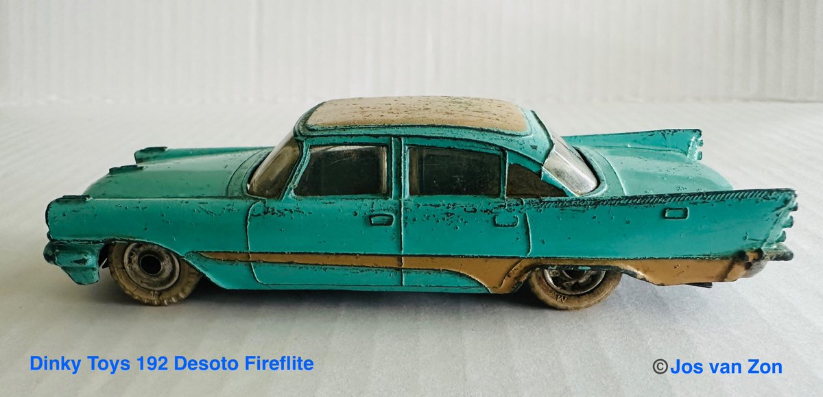 JosVanZon's tweet photo. I will post multiple pictures of my #DinkyToys collection every Sunday (starting December 1st 2024). These are cars that have been played with, so some are damaged.
Today this one from 1960 nr: 192 #Desoto #Fireflite #DinkyToys #DinkyEngland #Meccano #Liverpool #ClassicCars 🙋♂️ https://t.co/ebNftrG8J5