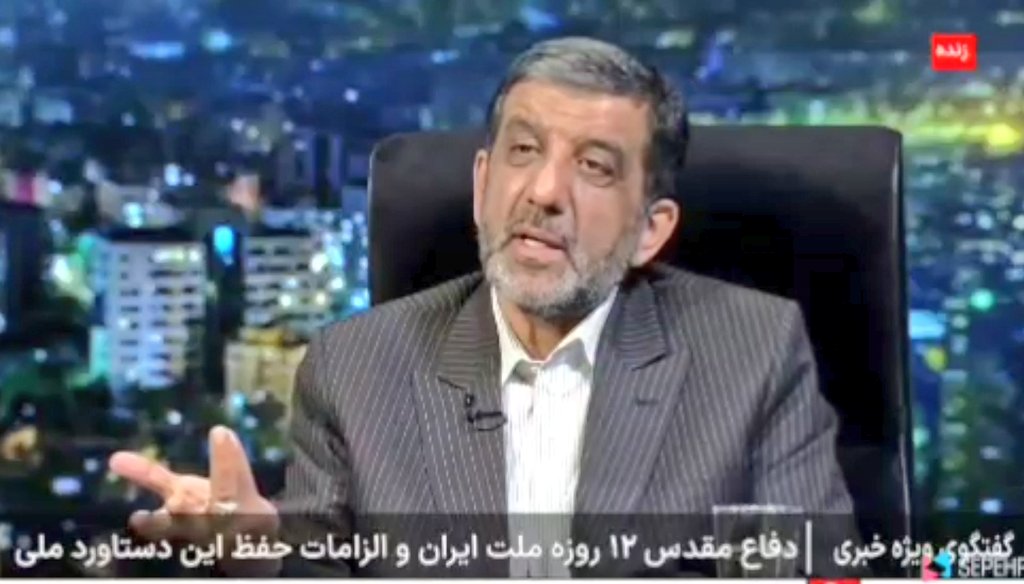 tahaaskari8's tweet image. آقای ضرغامی، «ملّت» یه واژهی عربی هست، خب؟
میشه بفرمایید معنی این واژه چیه؟!
و بفرمایید که ملّی بودن و ملّی حرف زدن یعنی چی؟!
سوره آلعمران/ آیه ۹۵