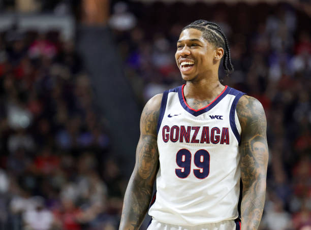 DailyNBAStats's tweet photo. Khalif Battle today:
21 points
5 assists
4 rebounds
73% FG
3/5 3PM
+29 +/-

The Suns beat the Blazers by 24 https://t.co/MsdHylXZaF