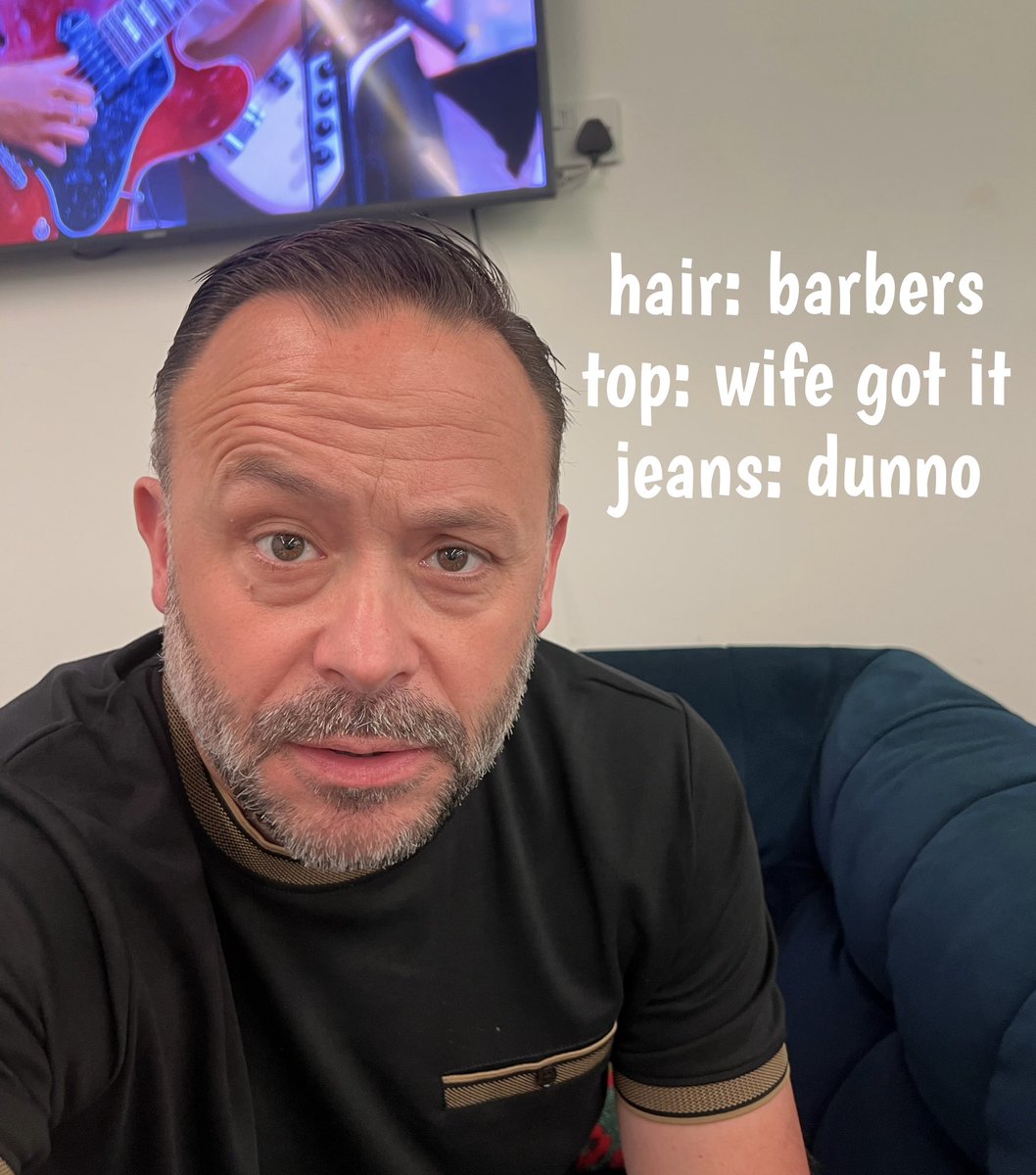 GeoffNorcott's tweet image. I’m on Sunday Brunch from 10am.
I know a lot of you will have questions about my look, so….