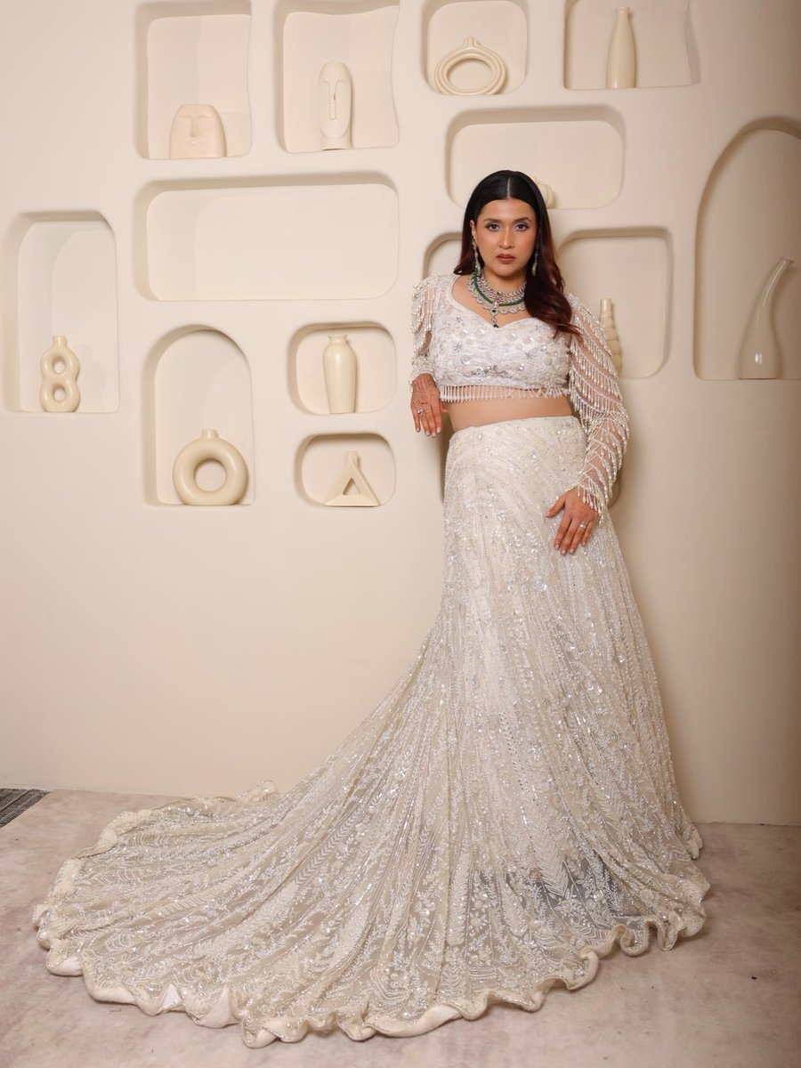 Weekendvibes_'s tweet photo. Mannara Chopra ✨🤍

#Mannara #MannaraChopra https://t.co/8cNQDwAip5
