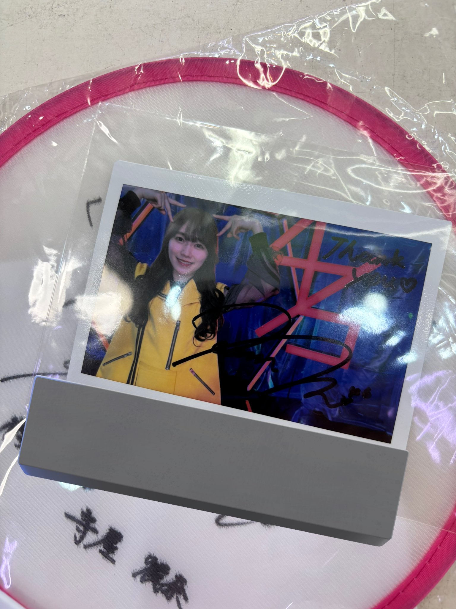 【大幅値下げしました】櫻坂46 守屋麗奈　サイン入りチェキ 櫻坂46守屋麗奈 直筆サイン入りチェキ 週刊少年マガジン11号