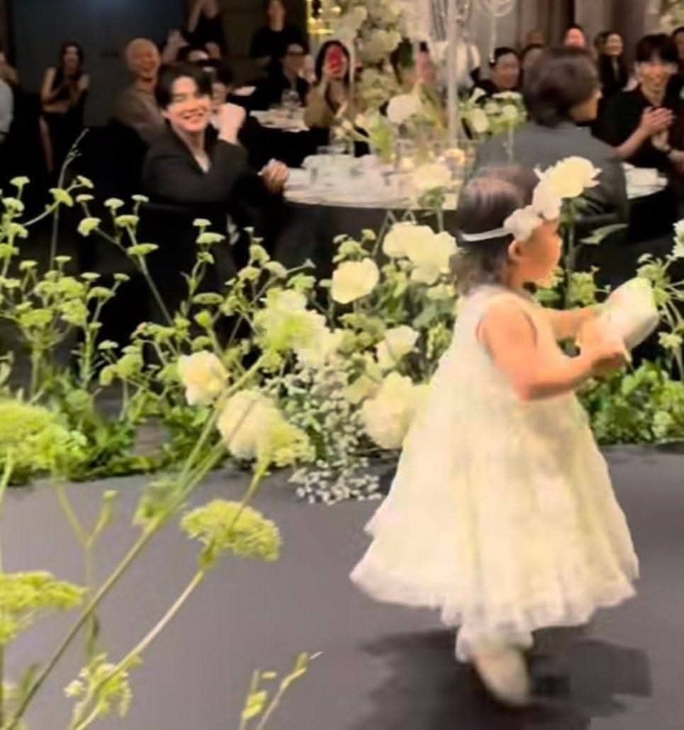 annlovesmyg's tweet photo. this is the cutest picture on the internet 🥺 https://t.co/yLDeJLnT2Q