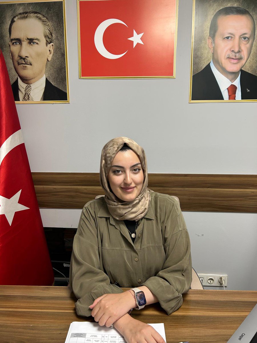Ümraniyemiz İçin;
Bugün AK Parti İlçe Başkanlığımızda Nöbetçimiz:
İlçe Yönetim Kurulu Üyemiz  
Sn. Özlem Nur Yücel
İlçe Nöbet Saatimiz: 10:00-17:00⏱️

Soru, görüş ve önerileriniz için:
📞0 216 344 57 52
 
#SevdamızÜmraniye