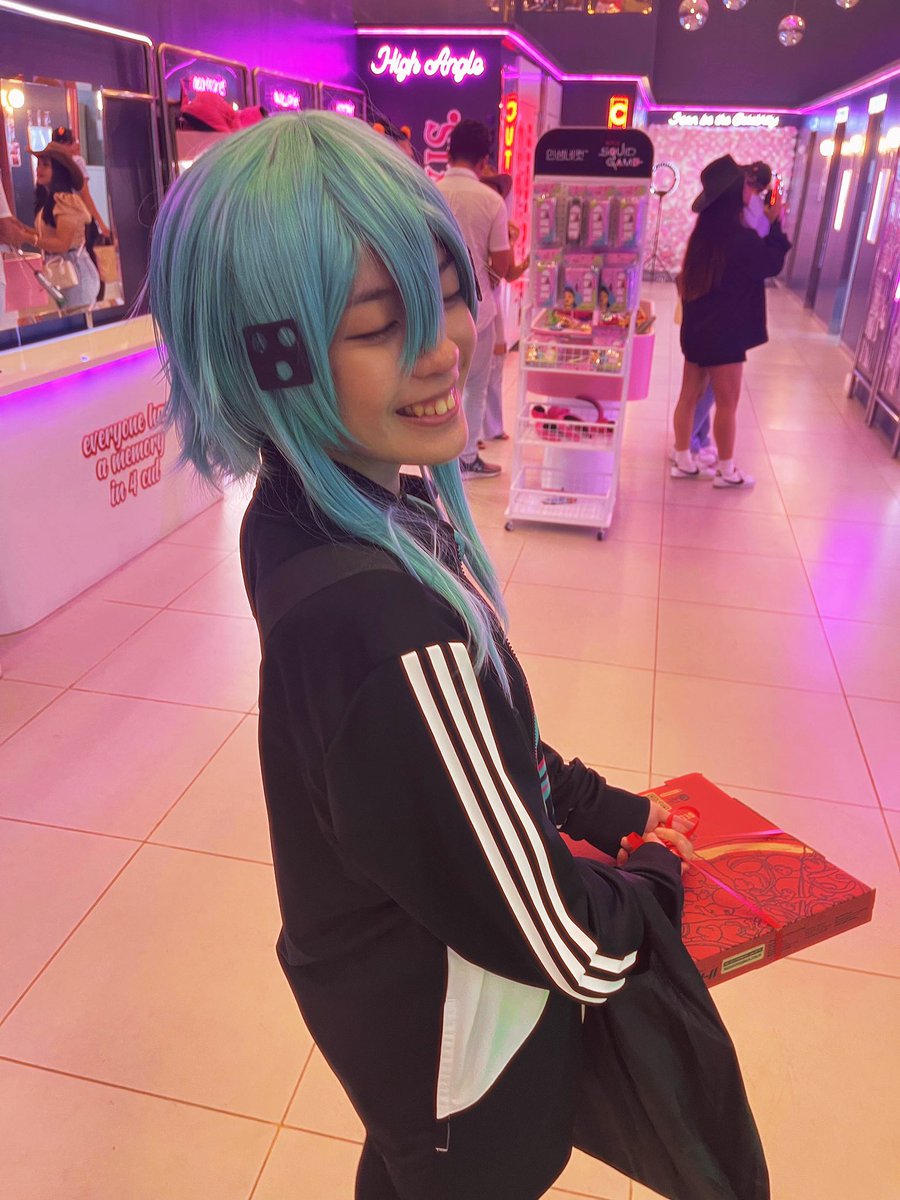#ACX2025 DAY 1 was fun~!

Bought a couple of merch, would buy more but 🫠
