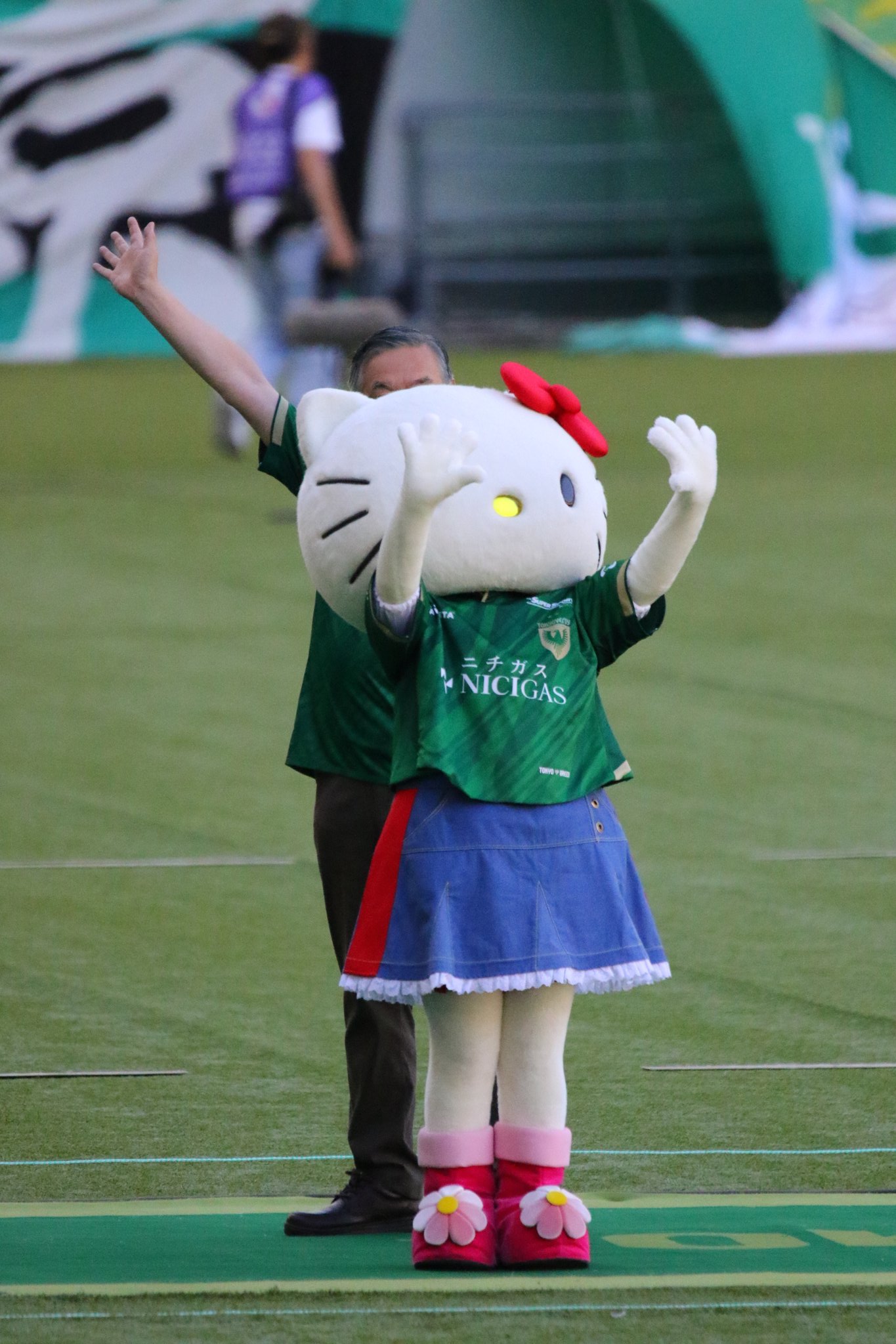 キティの涙 キティの涙 - メルカリ