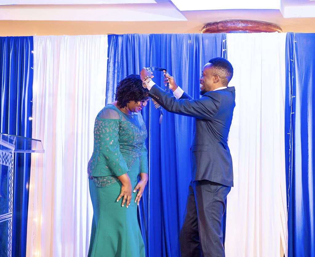 PSofKenya's tweet image. A moment of legacy and leadership — the official change of guard as the PSK presidential necklace is handed over by Dr. M. S. Louis to usher in a new era by the 52nd President of the Pharmaceutical Society of Kenya - Dr. Wairimu Mbogo
#PSKHandover #ChangeOfGuard #PSK2025