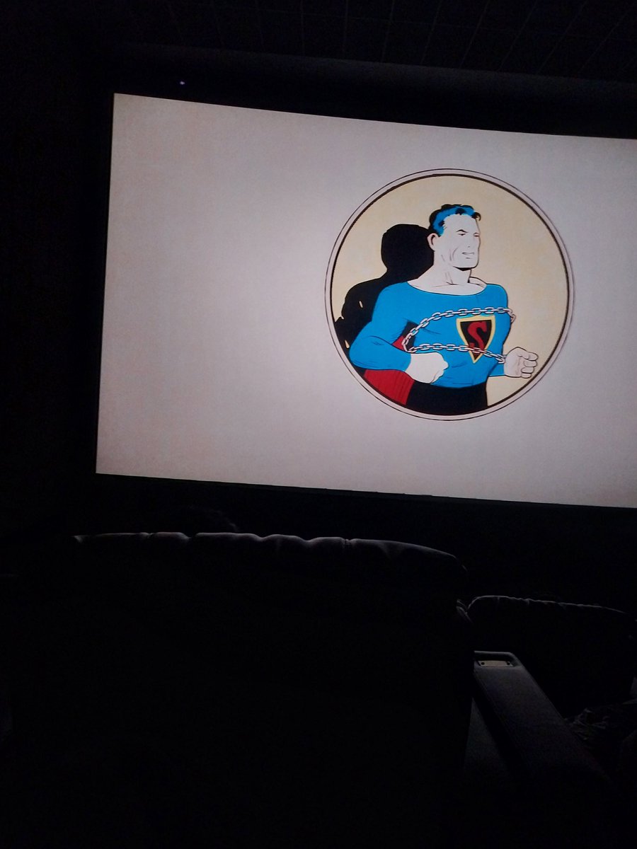 NoobXOX0's tweet photo. The movie is startting:33 https://t.co/Ei17BhbuDt