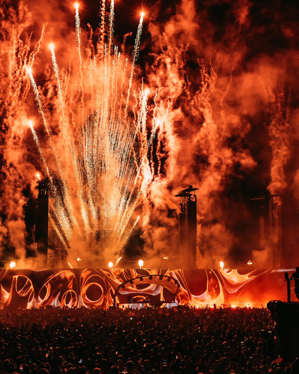 tomorrowland's tweet photo. Day two was filled with unforgettable moments. https://t.co/6UA81Qxh84