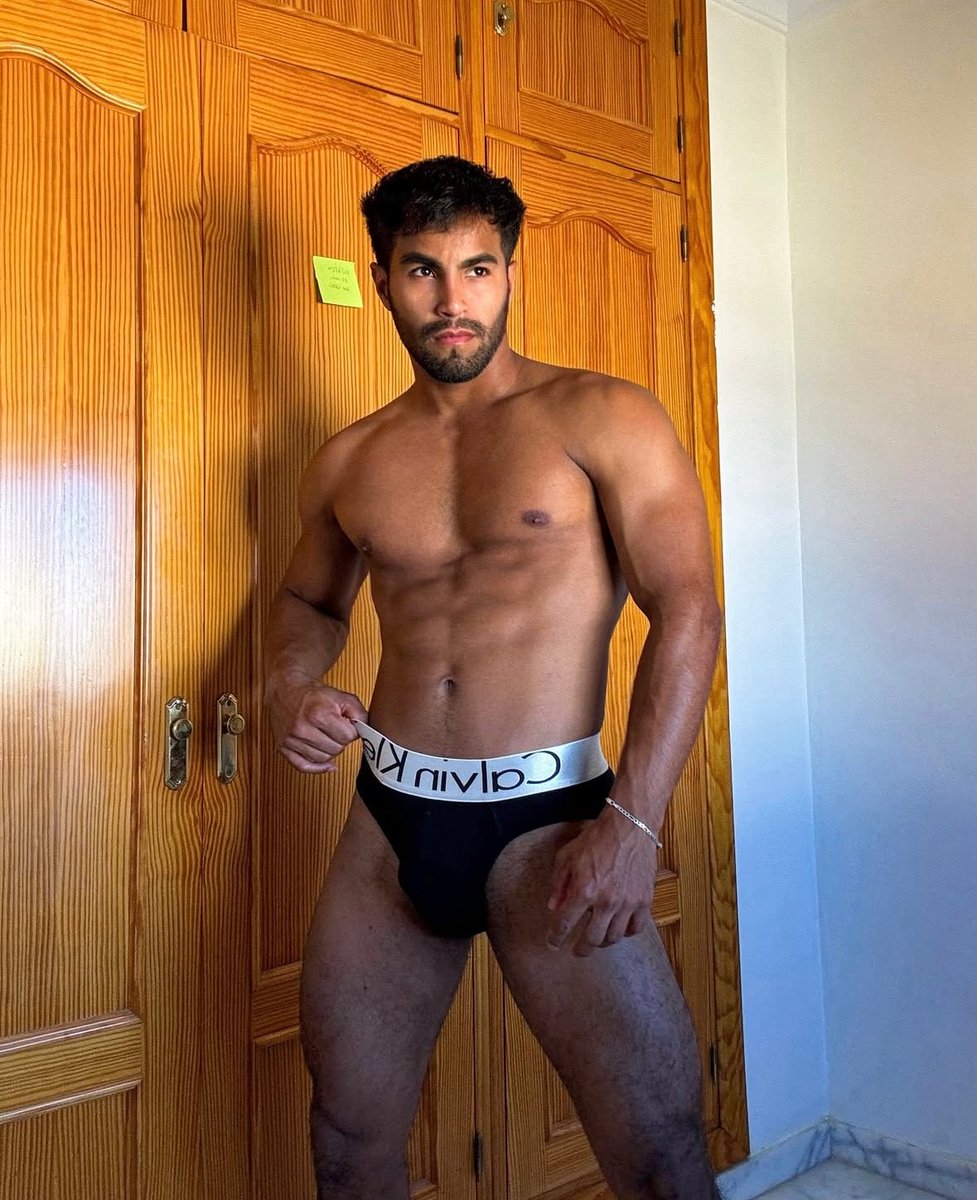 VisualCruising's tweet image. Tu dedo da like. Tu cuerpo reacciona 💦🤤