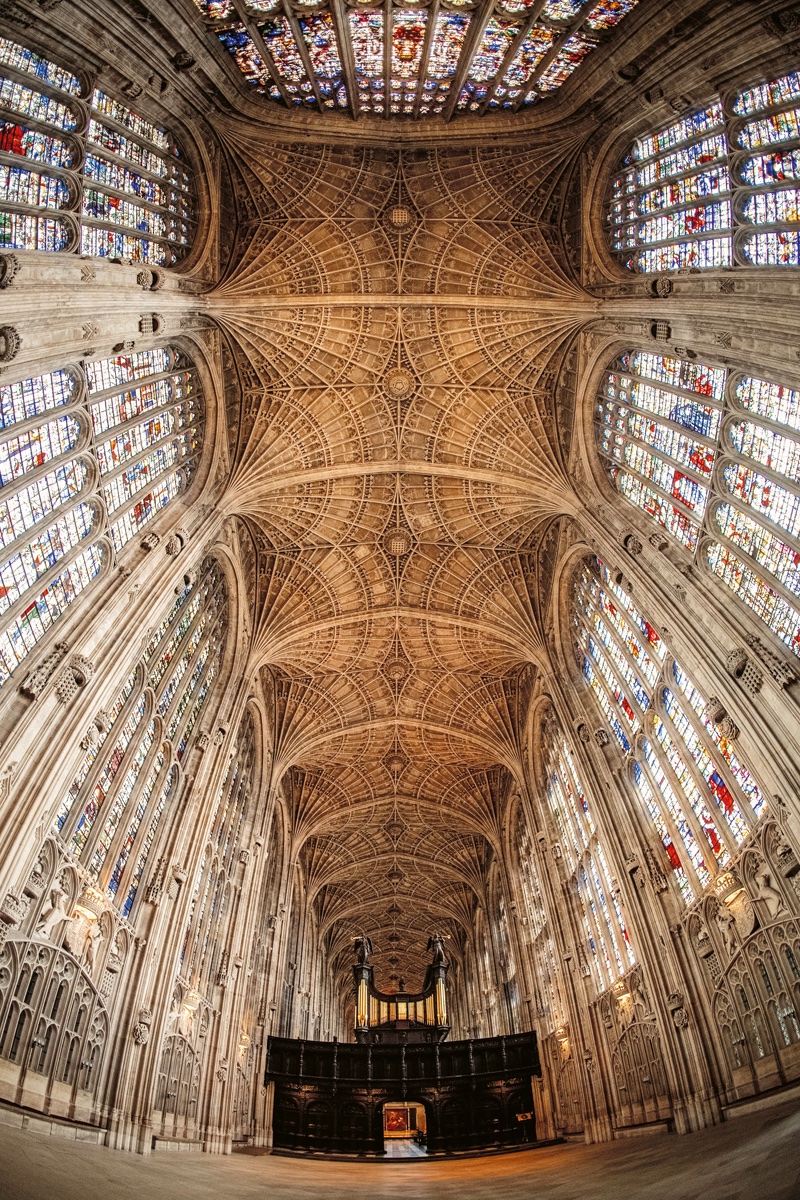 acambridgediary's tweet image. 20th July 2019
King's College Chapel - the world's largest fan-vaulted ceiling. Picture from my book 'Cambridge - Time & Space'. Available at cambridgebooks.co.uk/cambridge-time… and all bookshops.
