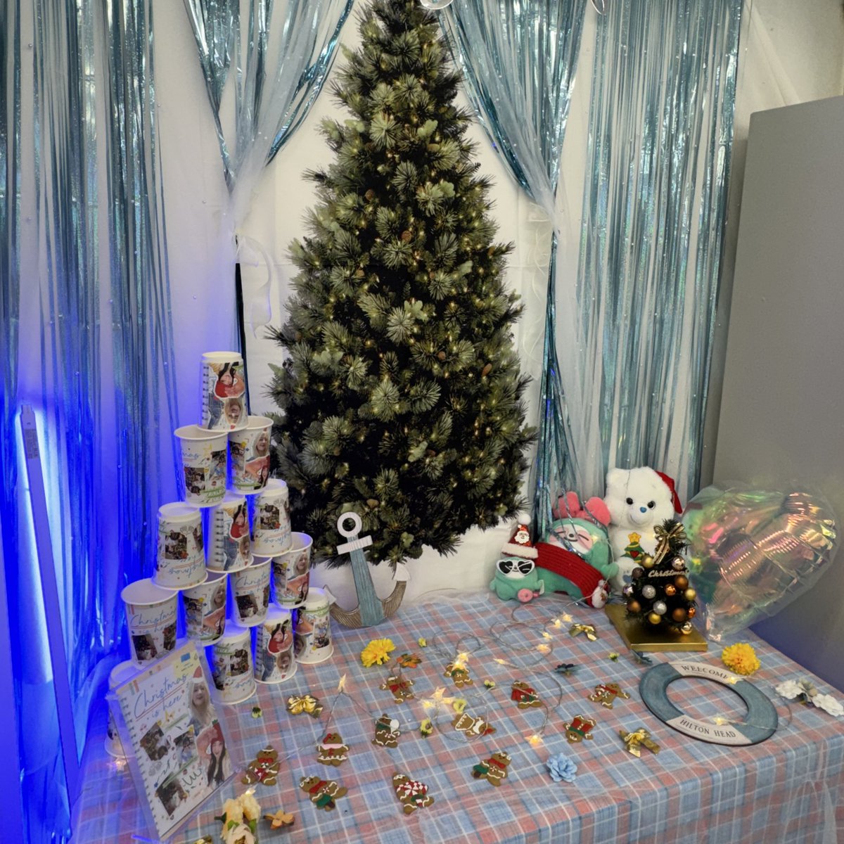 🏖🎄𝐂𝐡𝐫𝐢𝐬𝐭𝐦𝐚𝐬 𝐢𝐬 𝐡𝐞𝐫𝐞🎅🏼🏝️

#Christmas_is_here 
#한여름리아스마스
#ITZY #LIA #있지 #리아
<a href="/sointoLIA/">𝐒𝐨 𝐢𝐧𝐭𝐨 𝐋𝐈𝐀</a>