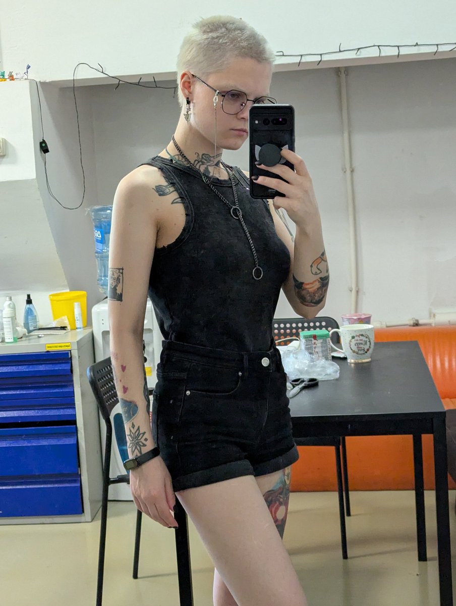 Впн заработал, в честь этого показываю себя