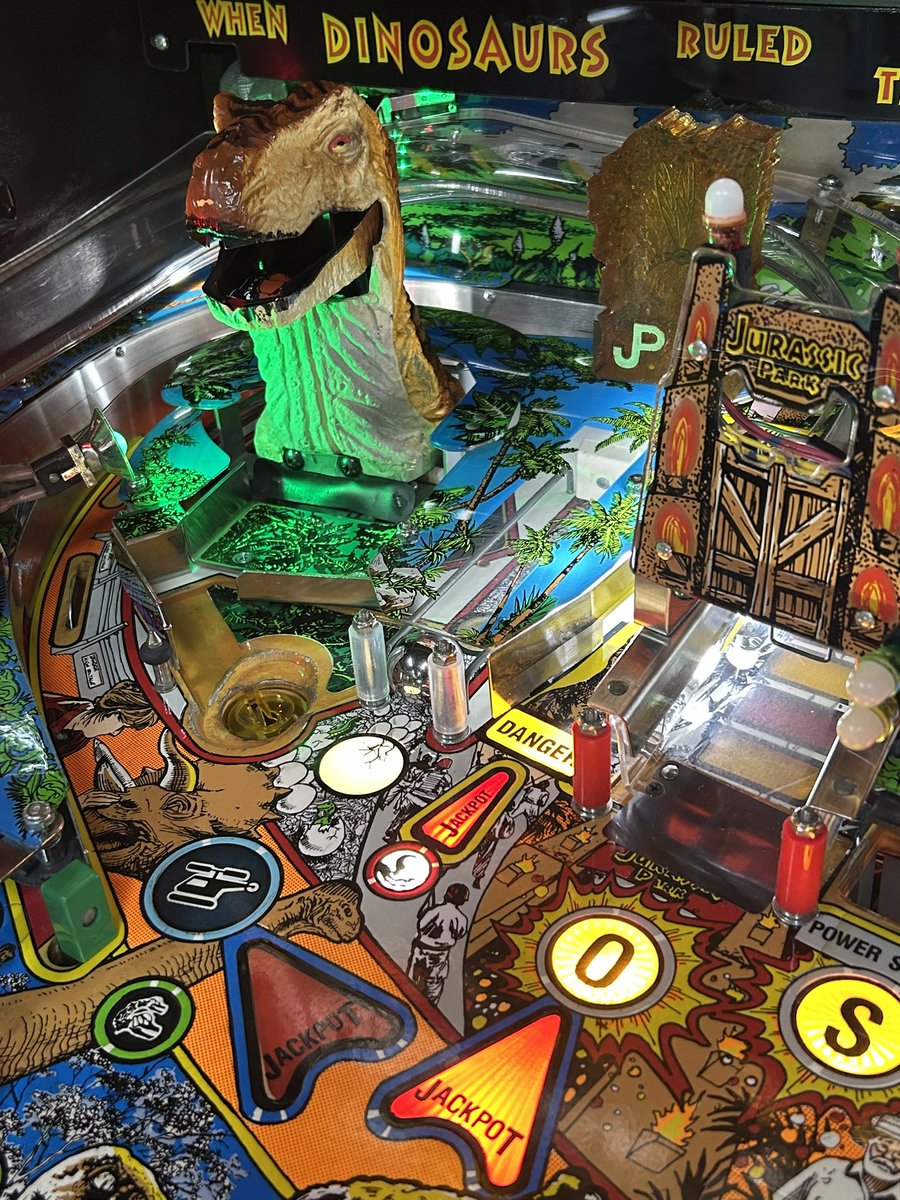 BK20004's tweet image. Data East 1993 Jurassic Park レストア完了