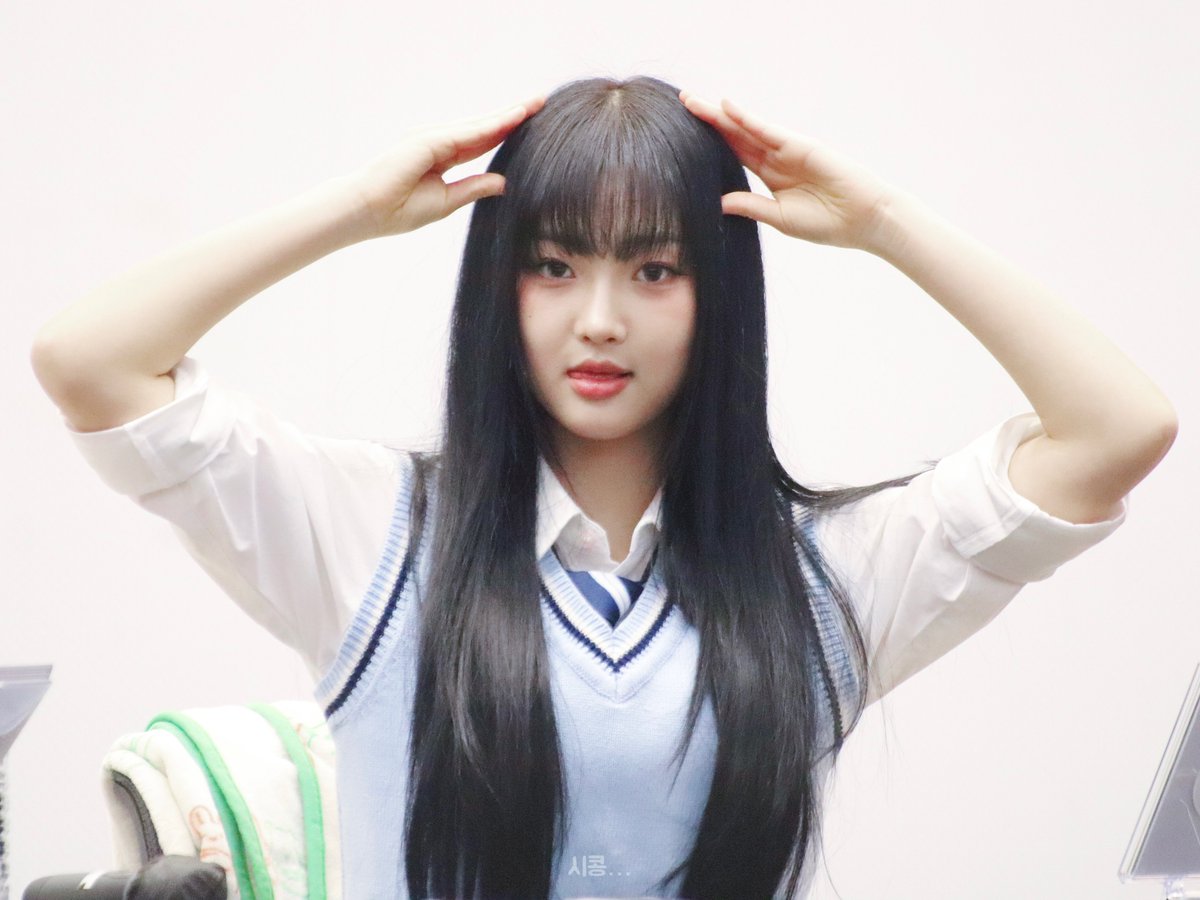 250720 #시안

반가워 시아나🥺🫶🏻

#유스피어 #USPEER #SIAN