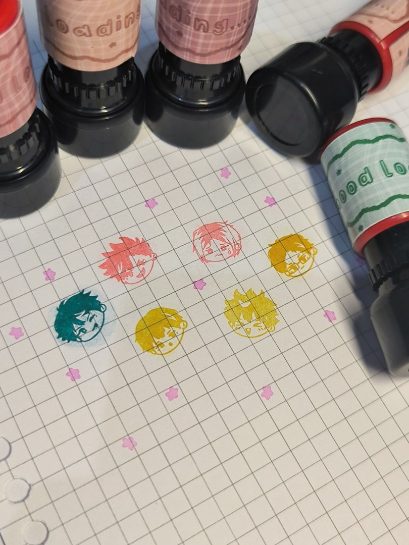 *hq interest check! ada yang tertarik ga ya sama upcoming product inii? tapi aku masih belum tau mau open kapan.. boleh sekalian req karakter juga ya di komen sebelum aku jadi open po:))