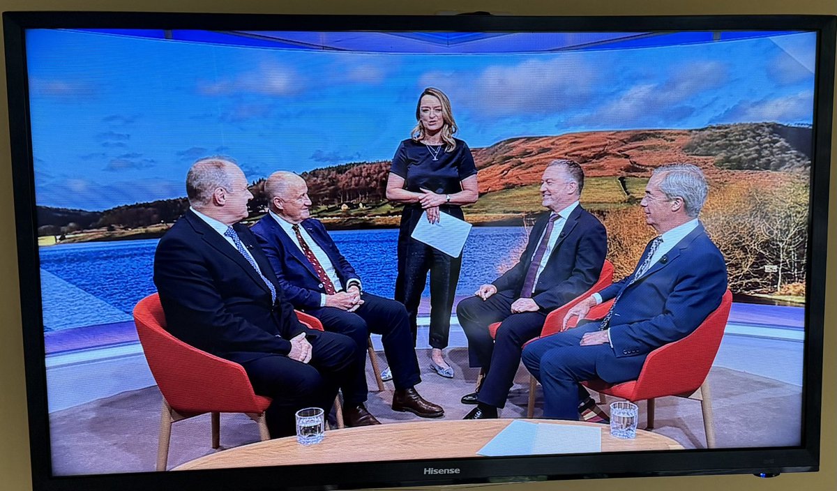 Just one of those 'casual' chats when you're assembled alongside your foes and your friend looms over you with briefing notes  #bbclaurak