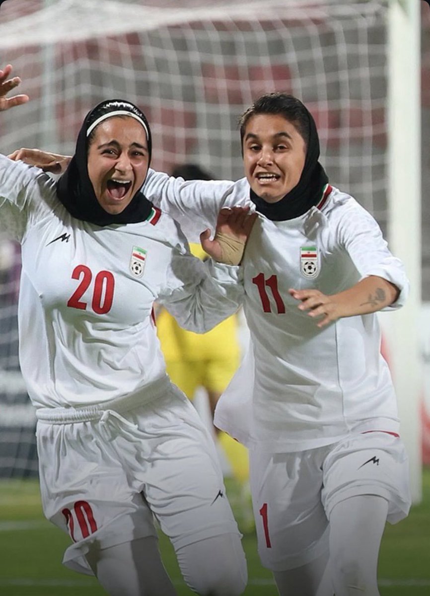 sadaffatemi's tweet image. صعود فوتبال زنان ایران به جام ملتهای آسیا ✌🏾
این زنانِ بینظیر 🤍