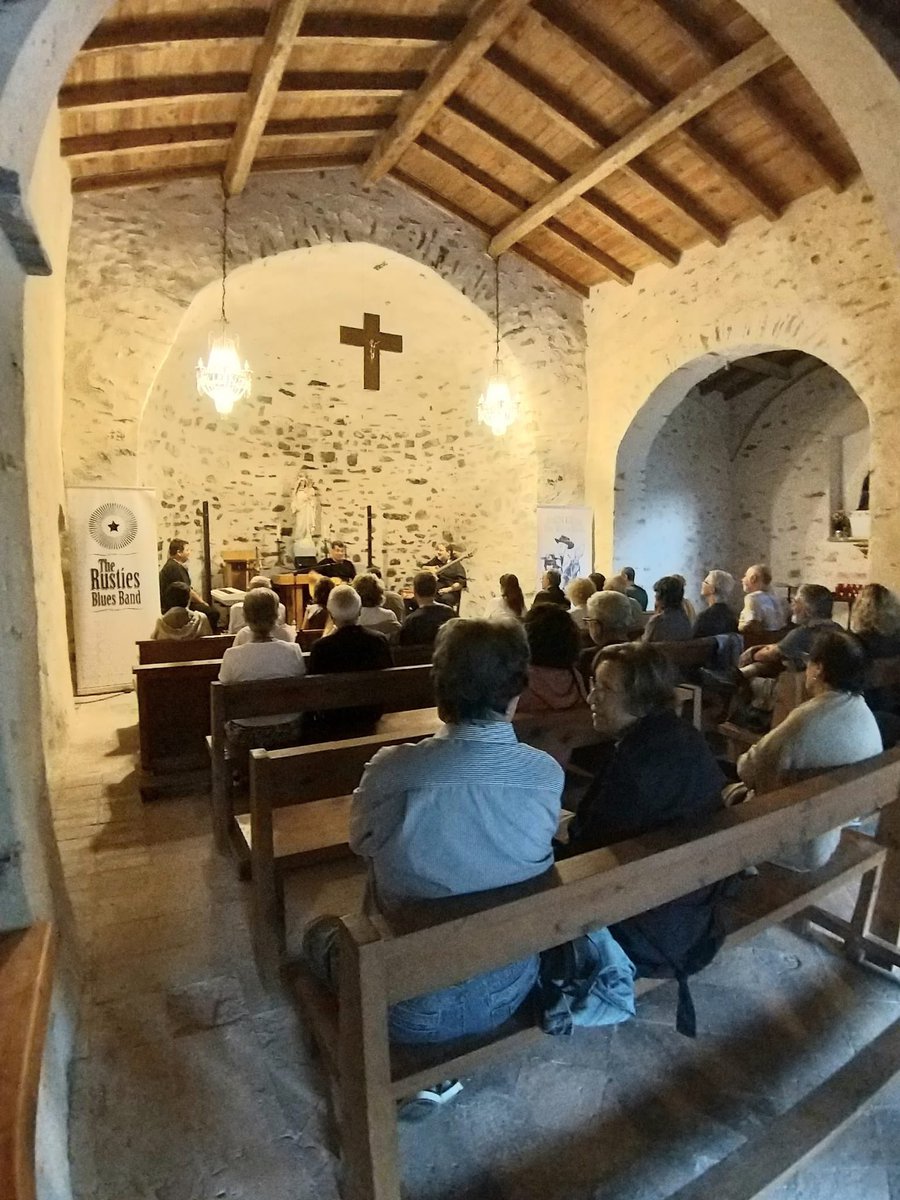 AjuntamentMollo's tweet image. Ahir, concert “The Rusties Blues Band” a la capella d’Espinavell.
📷 M. Urgell