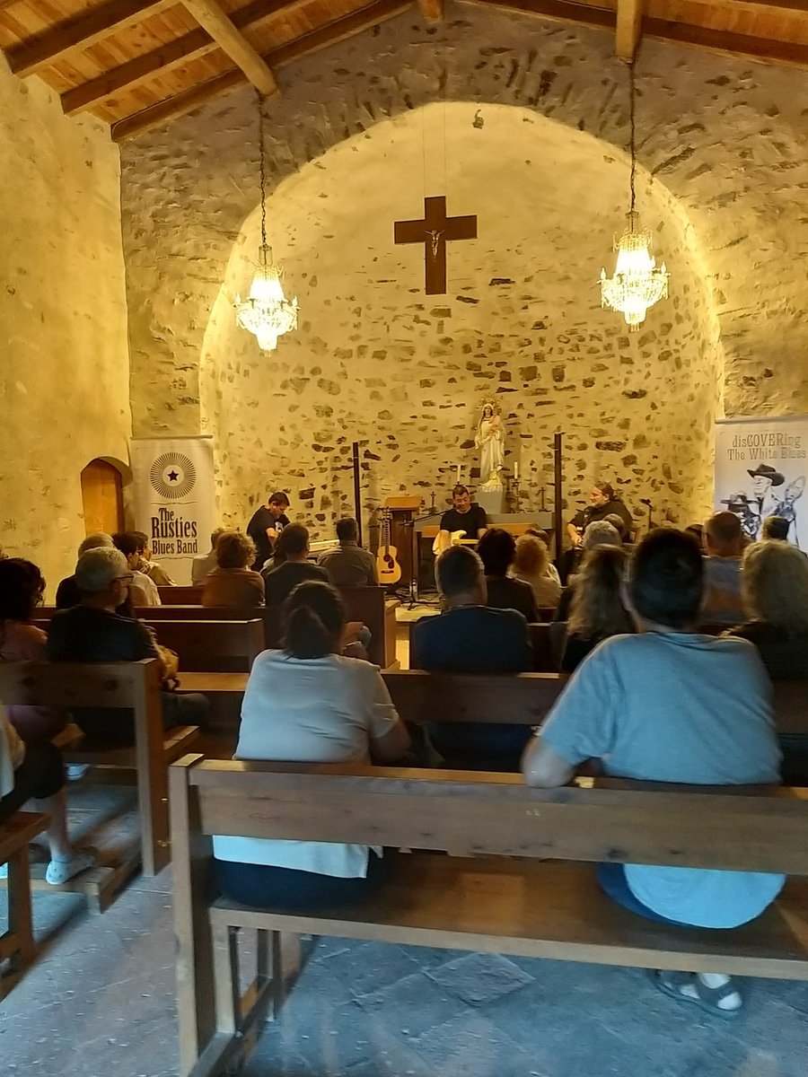 AjuntamentMollo's tweet image. Ahir, concert “The Rusties Blues Band” a la capella d’Espinavell.
📷 M. Urgell