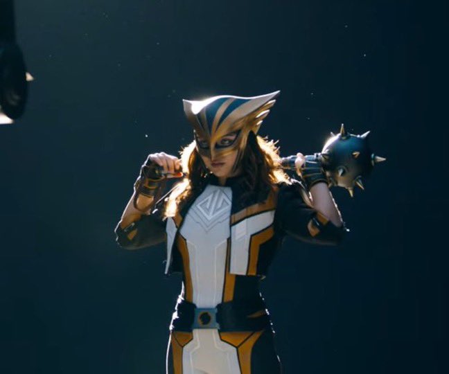 LuthorCorpNews's tweet image. BREAKING NEWS:
Following a thorough investigation into the death of Vasil Ghurkos, the Boravian Prime Minister and a friend of our CEO Lex Luthor, LuthorCorp has concluded that Hawkgirl, a member of Maxwell Lord's "Justice Gang," is responsible.