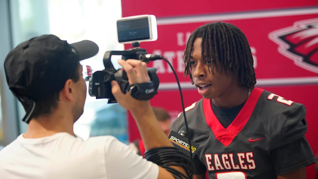 SBLiveAZ's tweet image. What better way to prep for HSFB than looking at which players are worth watching on Friday nights?
These are the top running backs in Arizona heading into the 2025 season. But which will have the best season!?
cc: @isaiah_smith903
VOTE: si.com/high-school/ar…