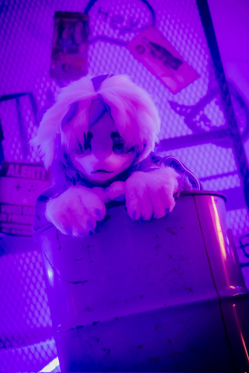 MoarCowb3ll's tweet image. Please dont shoot da feesh in the barrel
@Kylier_K