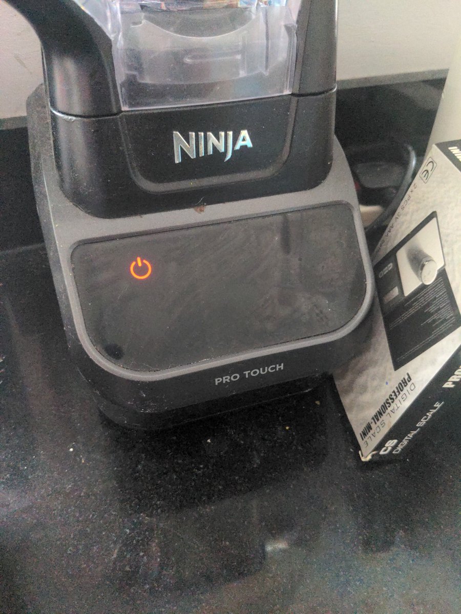 evilokapi's tweet image. Kittens and touchscreen blender controls do not mix.
Flynn just got the shock of her life, so far, when she managed to turn it on.
I have seen cats move faster, but not in such a panicked fashion. 🤣
