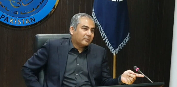 KabulFrontline's tweet image. Pakistan’s Interior Minister Mohsin Naqvi Visiting Afghanistan
Pakistan’s Interior Minister Mohsin Naqvi, along with the country’s special envoy for Afghanistan and a high-level delegation, is visiting Afghanistan to meet with Afghanistan’s Interior Minister, Khalifa Sirajuddin…