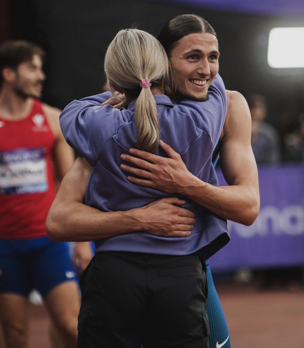What a day we had in the London Olympic Stadium 🏟️ yesterday at the London Diamond 💎 League. 2 wins 🥇🥇, 1 third place 🥉, 4 PB’s &amp; 1 new world qualifying time #M11trackclub