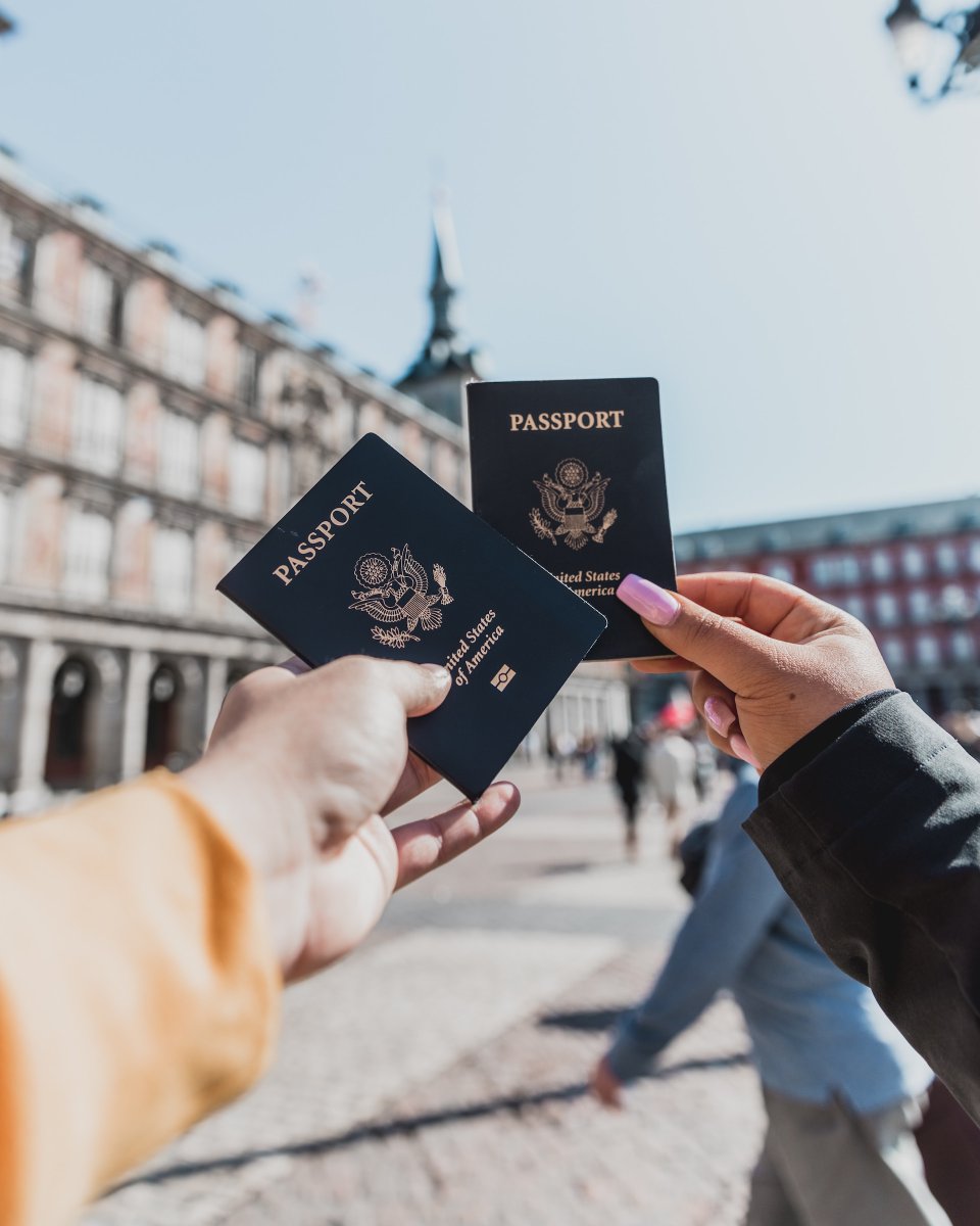 GlobeEyeNews's tweet image. BREAKING:
Trump to impose $250 visa integrity fee on all foreign visitors under new BBB.