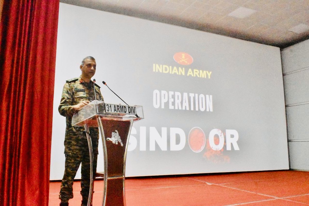 IaSouthern's tweet image. #OpSINDOOR – Truth. Resolve. Nation First !
As part of a nationwide outreach, the #IndianArmy is engaging students across #India to share the untold realities of Operation SINDOOR - a symbol of courage, clarity, and national will.
In #Jhansi & #Babina, GOC, #WhiteTigerDivision,…