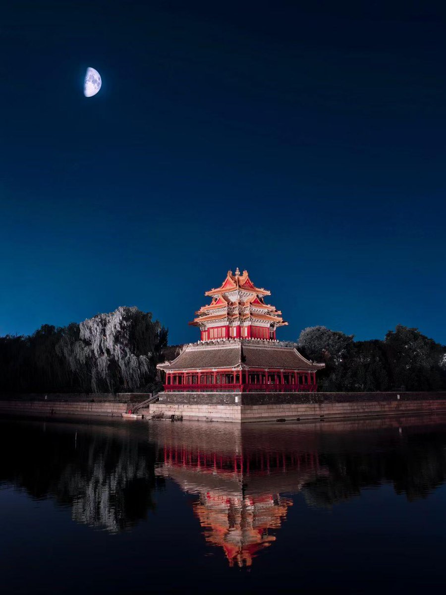 晚上的故宫也太绝啦
#互关
