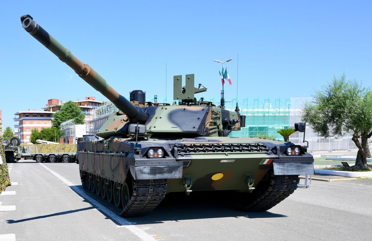 CIO (Consorzio Iveco-Oto Melara) delivered the first production C2 Ariete main battle tank to the Italian Army two days ago. The following thread is to discuss its new generation of communication equipment configuration in Italian Army AFVs.