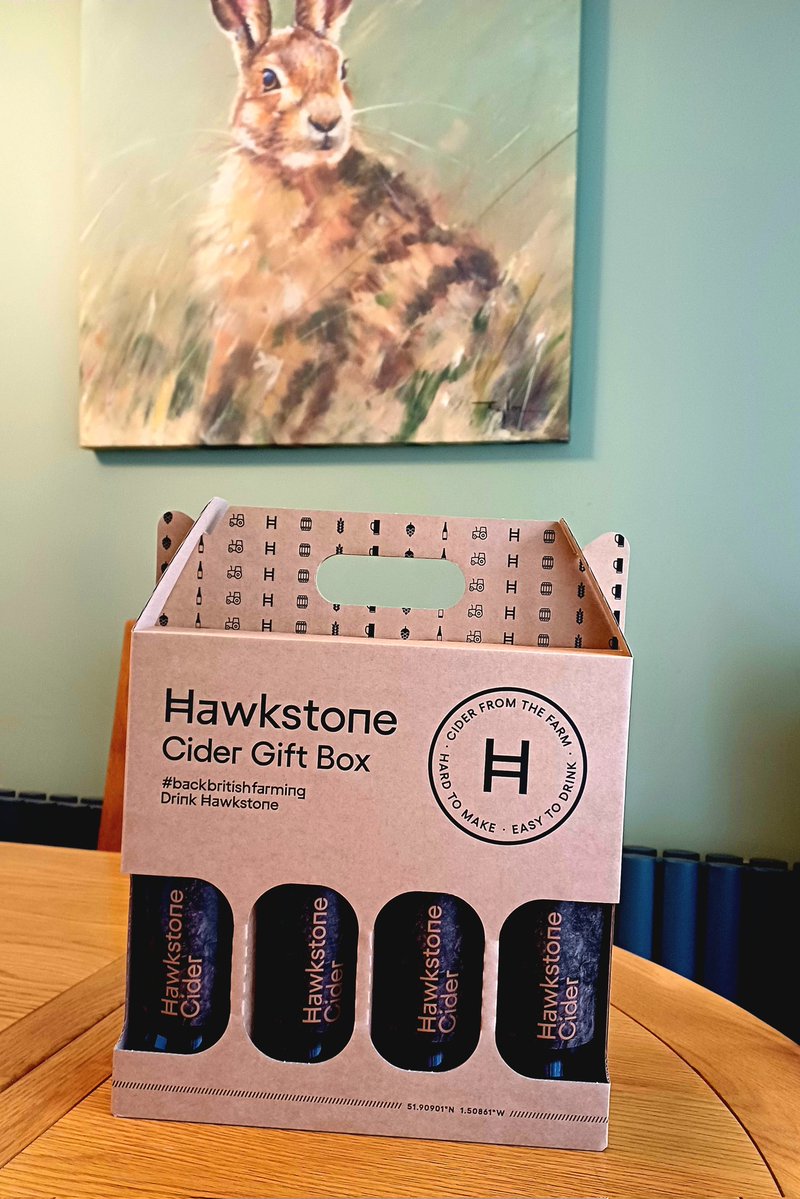 dazmoll's tweet image. Looking forward to this later! @ClarksonsFarm1 @JeremyClarkson #HawkstoneCider #backbritishfarming
