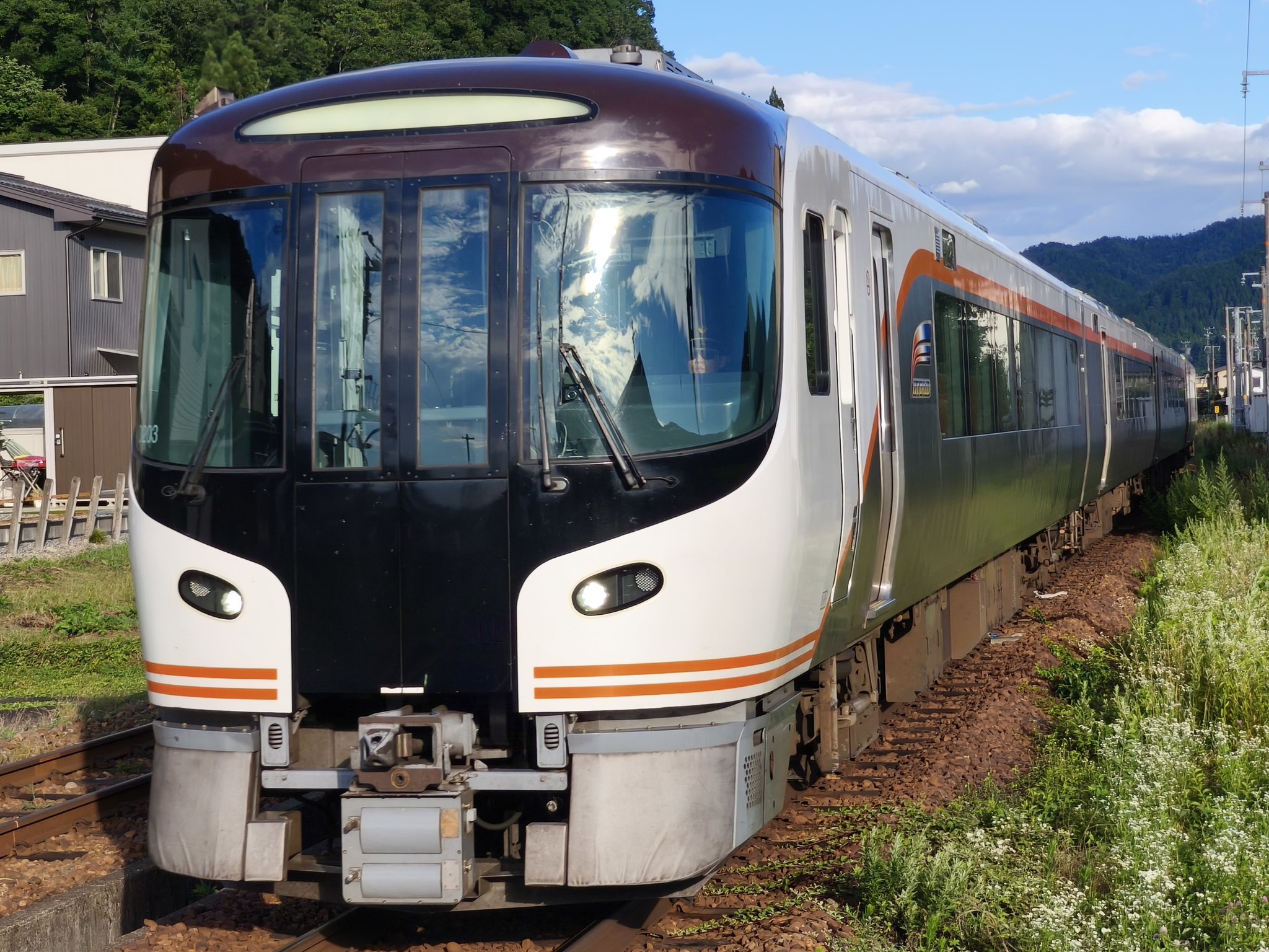 ER VG 高山・飛騨路 (ブルーガイドブックス) IH VP JWS_40_1_web.jpg