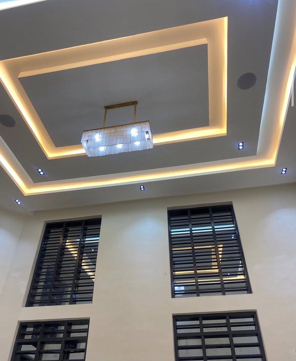 adeba_yo's tweet image. From basic to breathtaking. 💫
Our lighting doesn’t just shine — it elevates.
#HomeLuxury #LightingDesign #seyivodi
