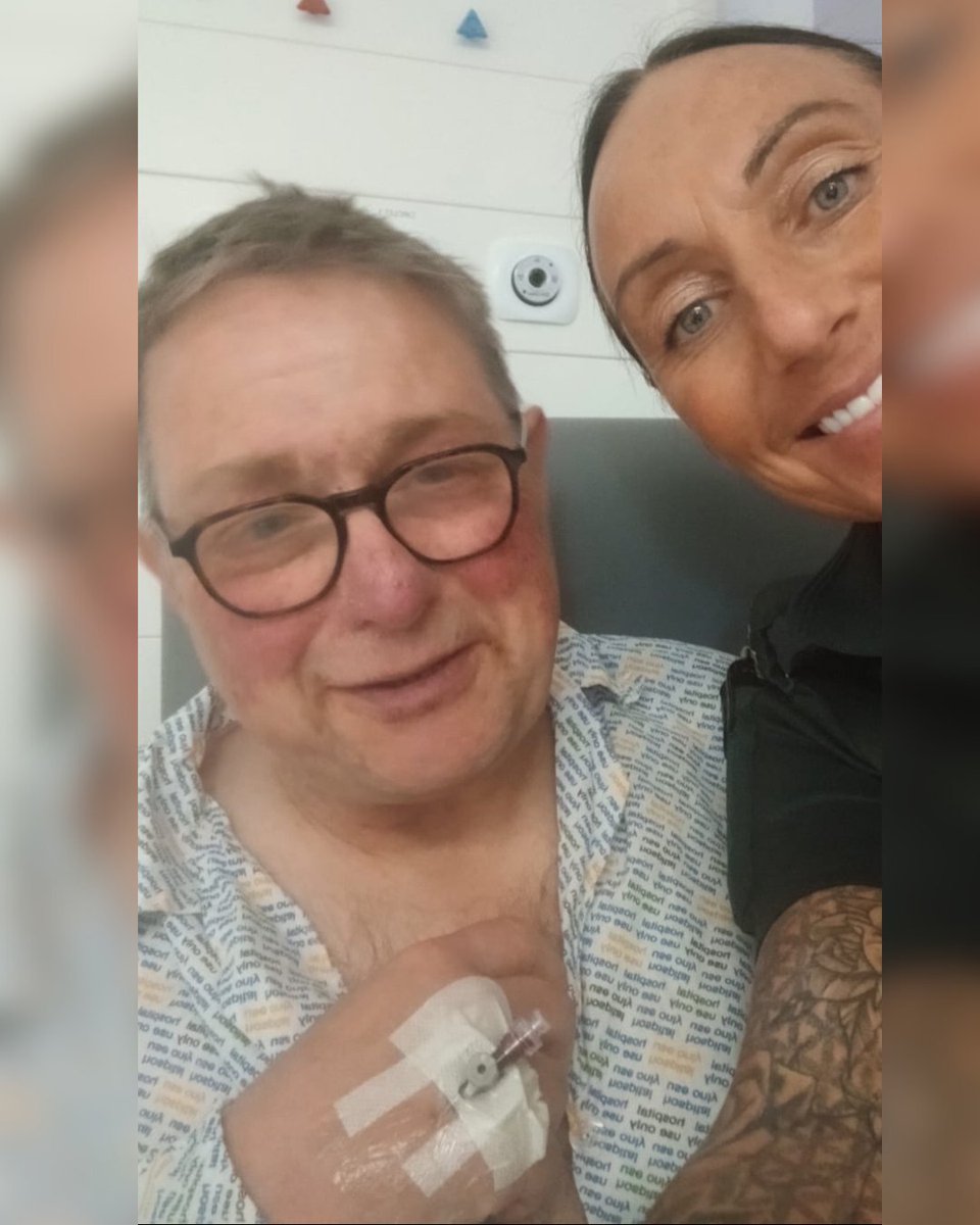 NWAmbulance's tweet image. Ambulance Care Assistant Gina recently delivered life-saving CPR to patient Karl after driving past him on the ground unconscious on her day off.
The pair had an emotional reunion a few days later, after Karl underwent successful treatment.
Read more:
nwas.nhs.uk/news/ambulance…