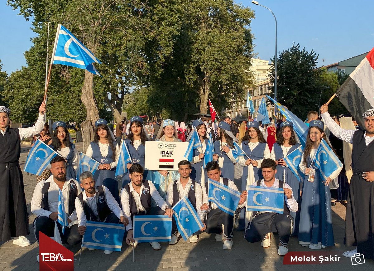 Kerkük’ten Yalova’ya kültür köprüsü: Türkmen ekibi Türk Boyları Şöleni’nde

Yalova Folklor Eğitim Merkezi Gençlik ve Spor Kulübü Derneği (YAFEM) tarafından bu yıl 28.’si düzenlenen Türk Boyları Kültür Şöleni, Türk dünyasının dört bir yanından gelen ekiplerle coşkulu bir şekilde