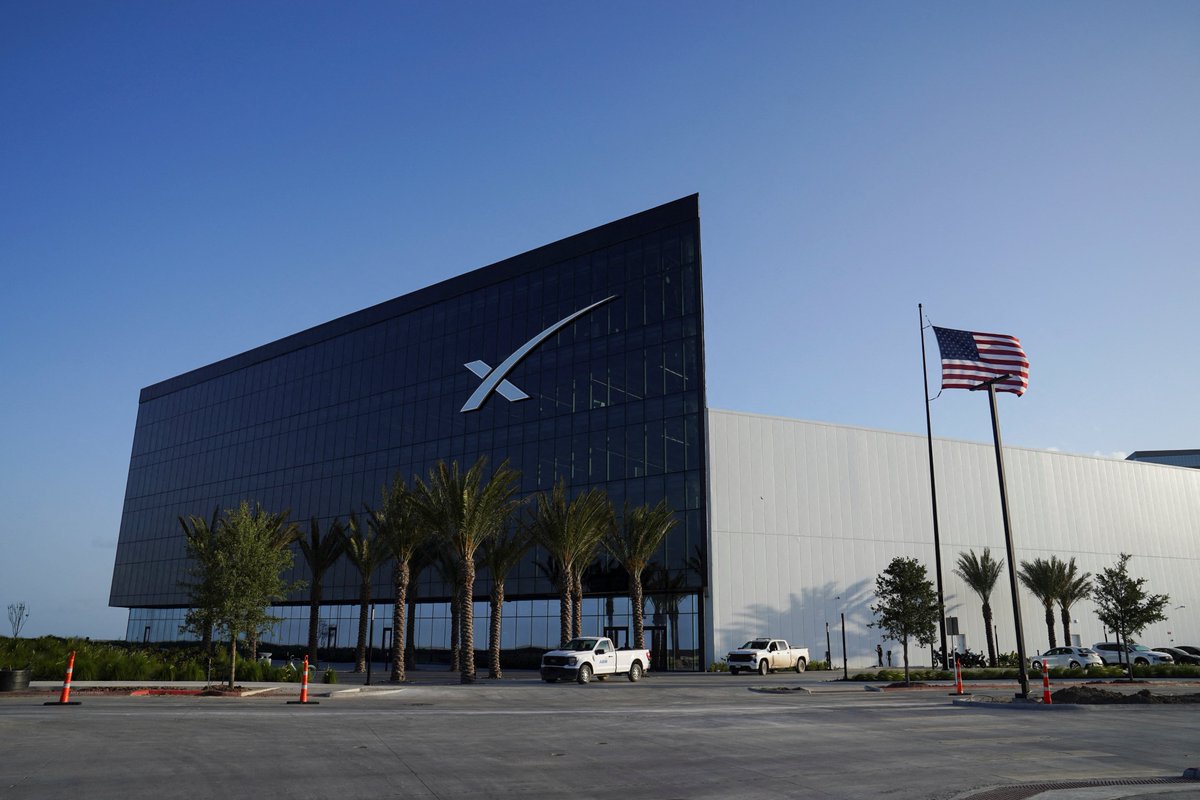 UATV_en's tweet image. Officials in the Trump administration discussed the possibility of terminating some contracts with Elon Musk’s company SpaceX, but ultimately abandoned the idea after discovering that some of the agreements are “critically important.” - The Wall Street Journal